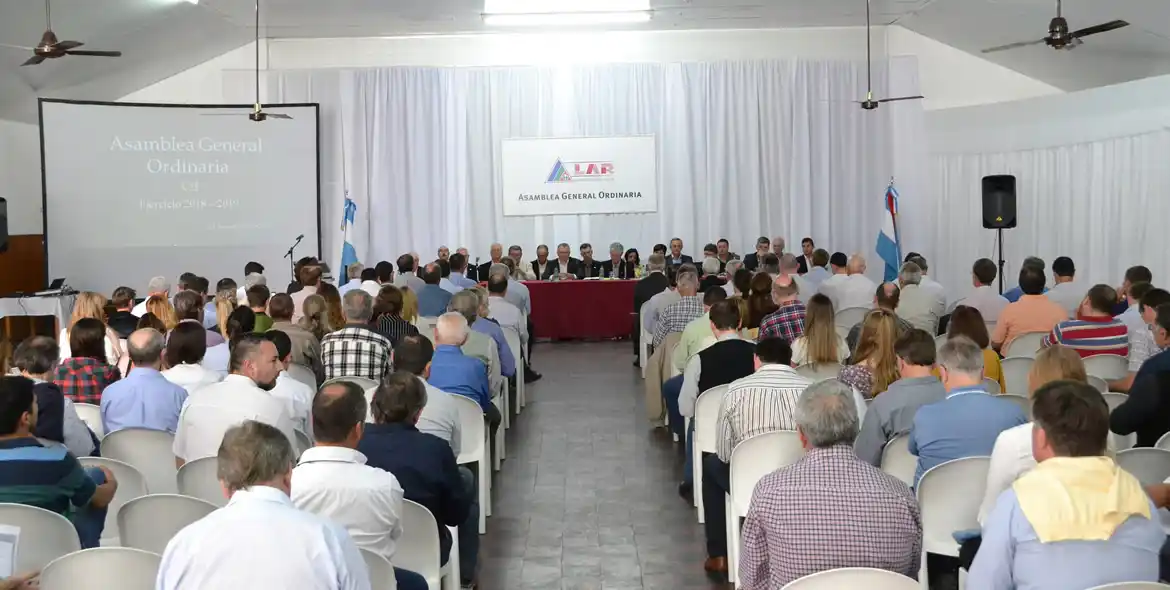 La asamblea de asociados aprobó la Fundación LAR
