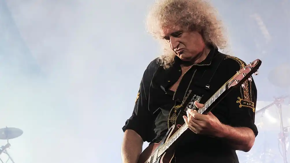 Brian May: «Todavía podemos salvar las vidas de nuestros seres queridos aislándonos»