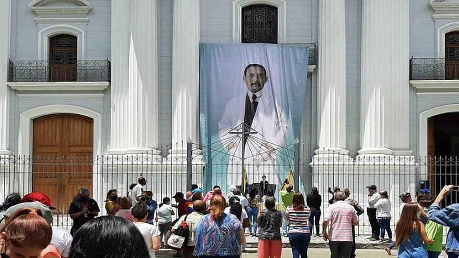 Ejemplo de José Gregorio Hernández invita “a tener cuidado de quienes sufren en el cuerpo y el espíritu”