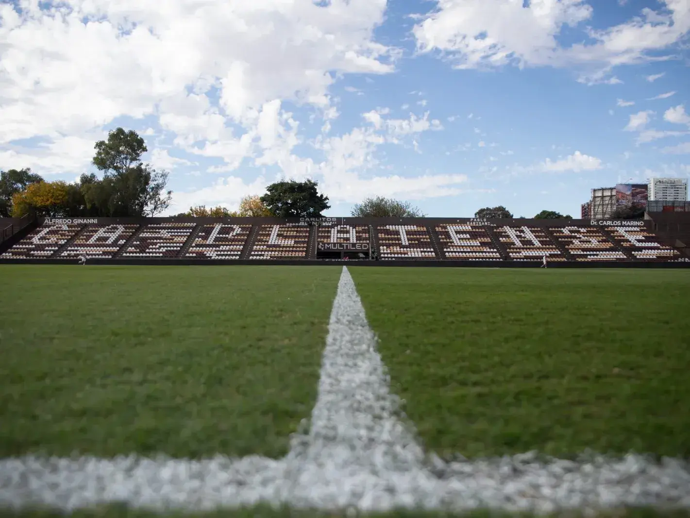 Por los incidentes en Copa Libertadores, Newell's y Platense jugarán a puertas cerradas en Vicente López