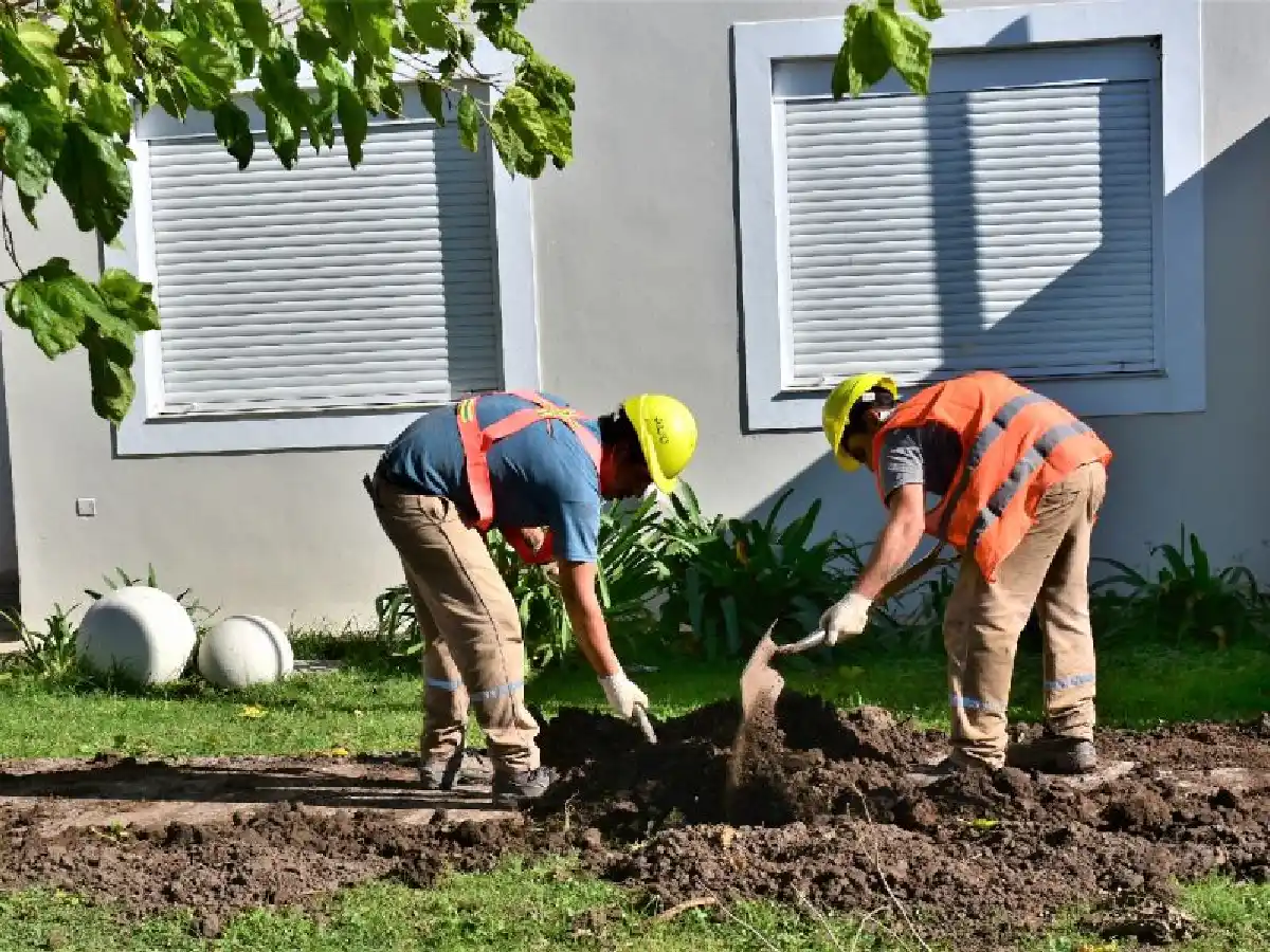 Plaza San Francisco: inició primera etapa de la red de gas natural