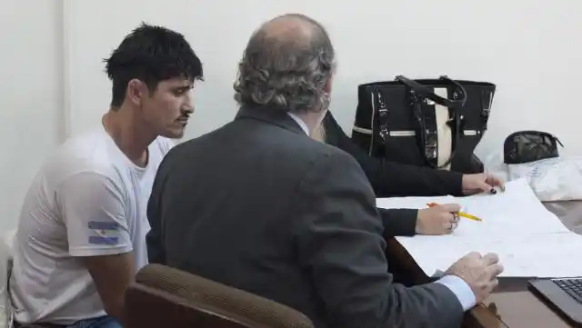 El carnicero que mató a un ladrón habló de un "accidente con mala suerte" y se cruzó con el fiscal