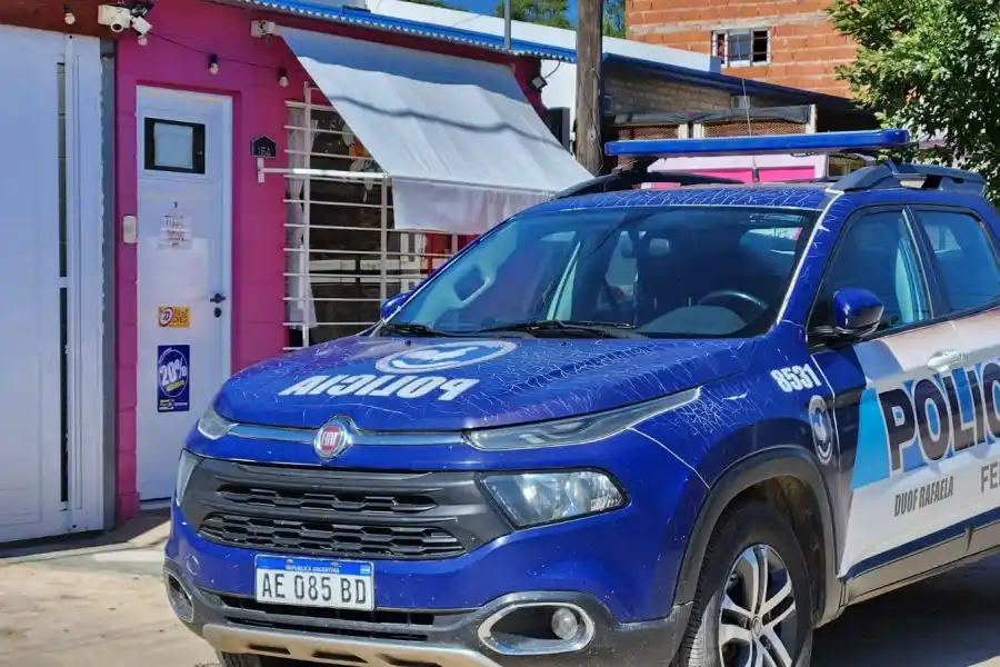 Allanamiento en dos zapaterías de la ciudad por presunta infracción