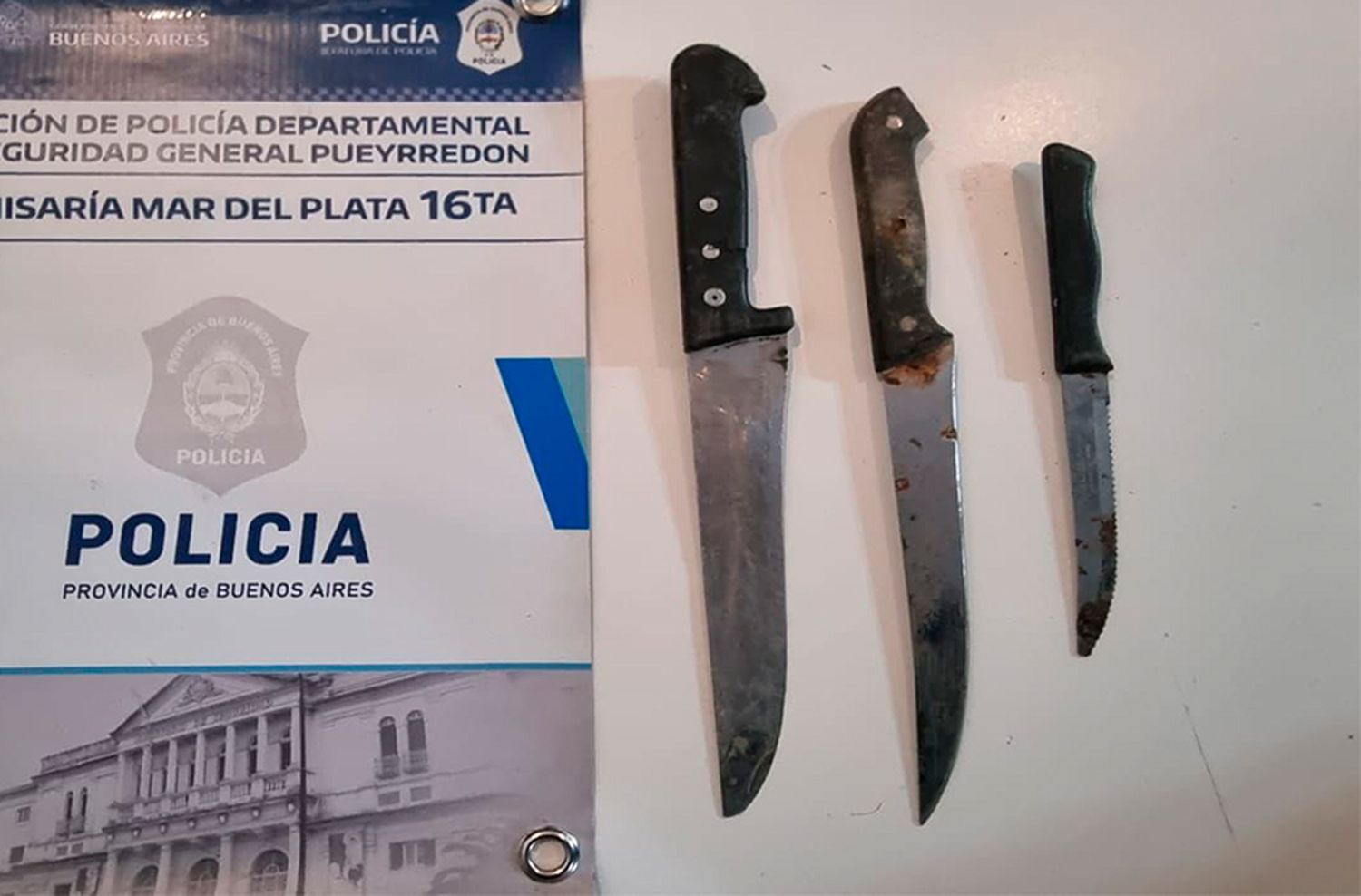 Atrapan a dos sujetos que ingresaban a una vivienda en barrio Las Heras