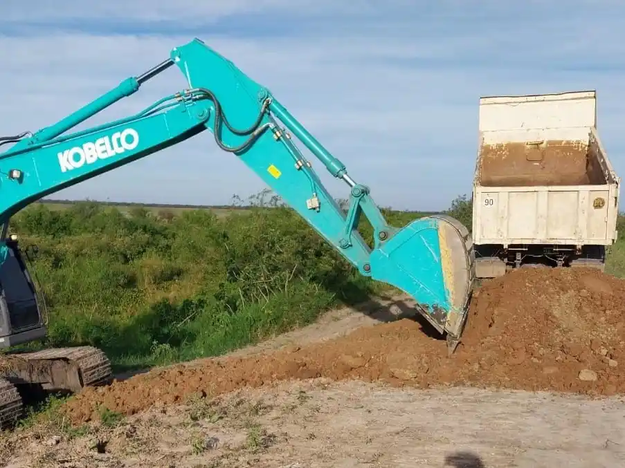 Vialidad Provincial trabaja intensamente desde varios frentes en zonas afectadas por la emergencia hídrica