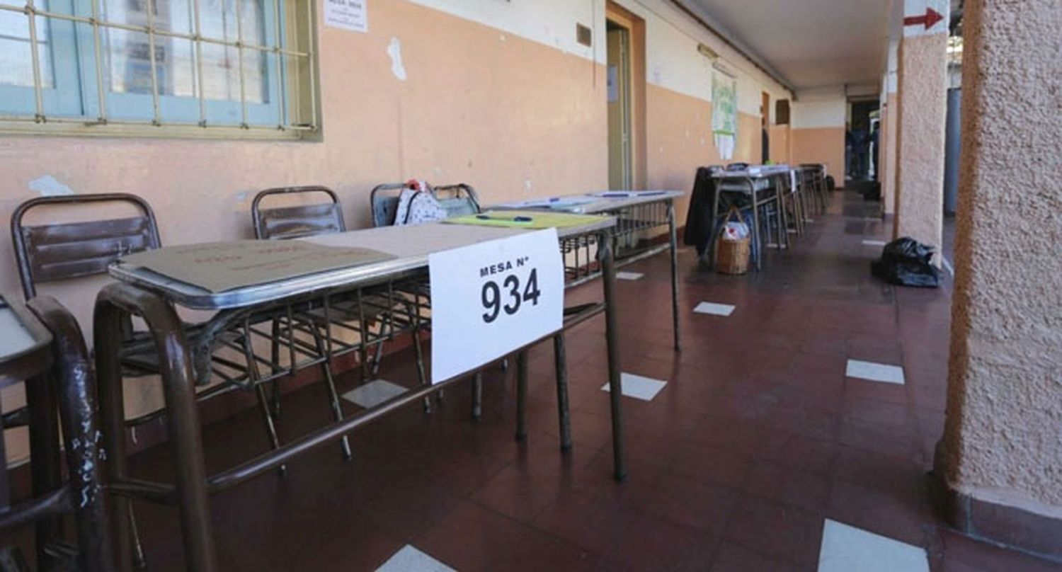 El lunes 14 no habrá clases en el turno mañana en escuelas donde se vota