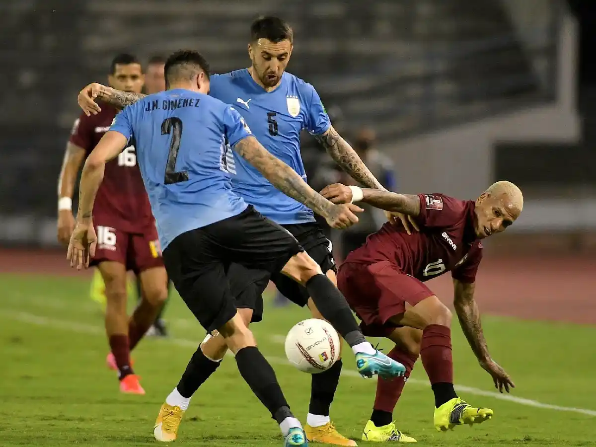 Uruguay empató en su visita a Venezuela