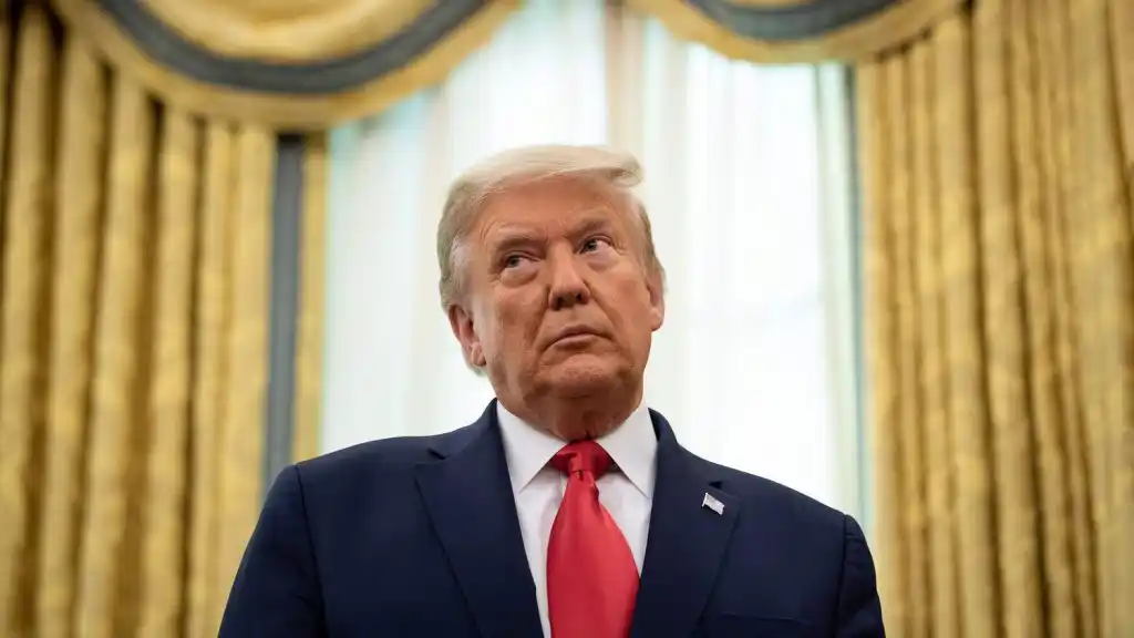 El expresidente Trump fue absuelto en el juicio político por el asalto al Capitolio