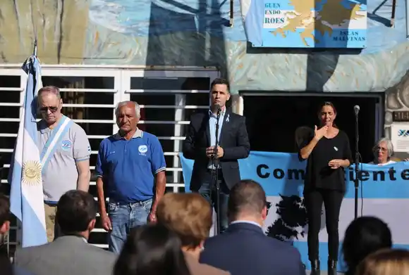 Rafaela rindió homenaje a quienes lucharon en Malvinas