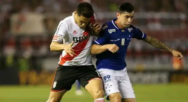 River golea al Cruzeiro en Brasil y se mete en semis