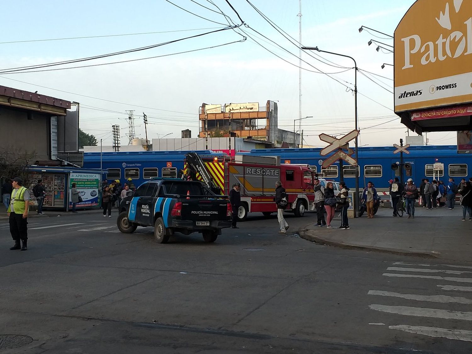 Demoras en el servicio del Tren San Martín tras un accidente fatal en la estación San Miguel