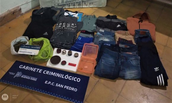 Siguen detenidos los jóvenes que robaron en una tienda céntrica y hubo más allanamientos por el caso