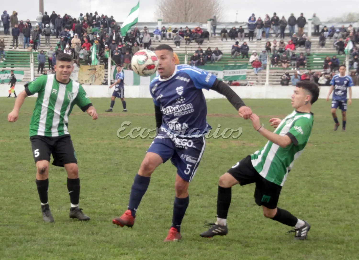Foto archivo. Último partido entre Ministerio ante Estación en el "Carlos Cuomo"