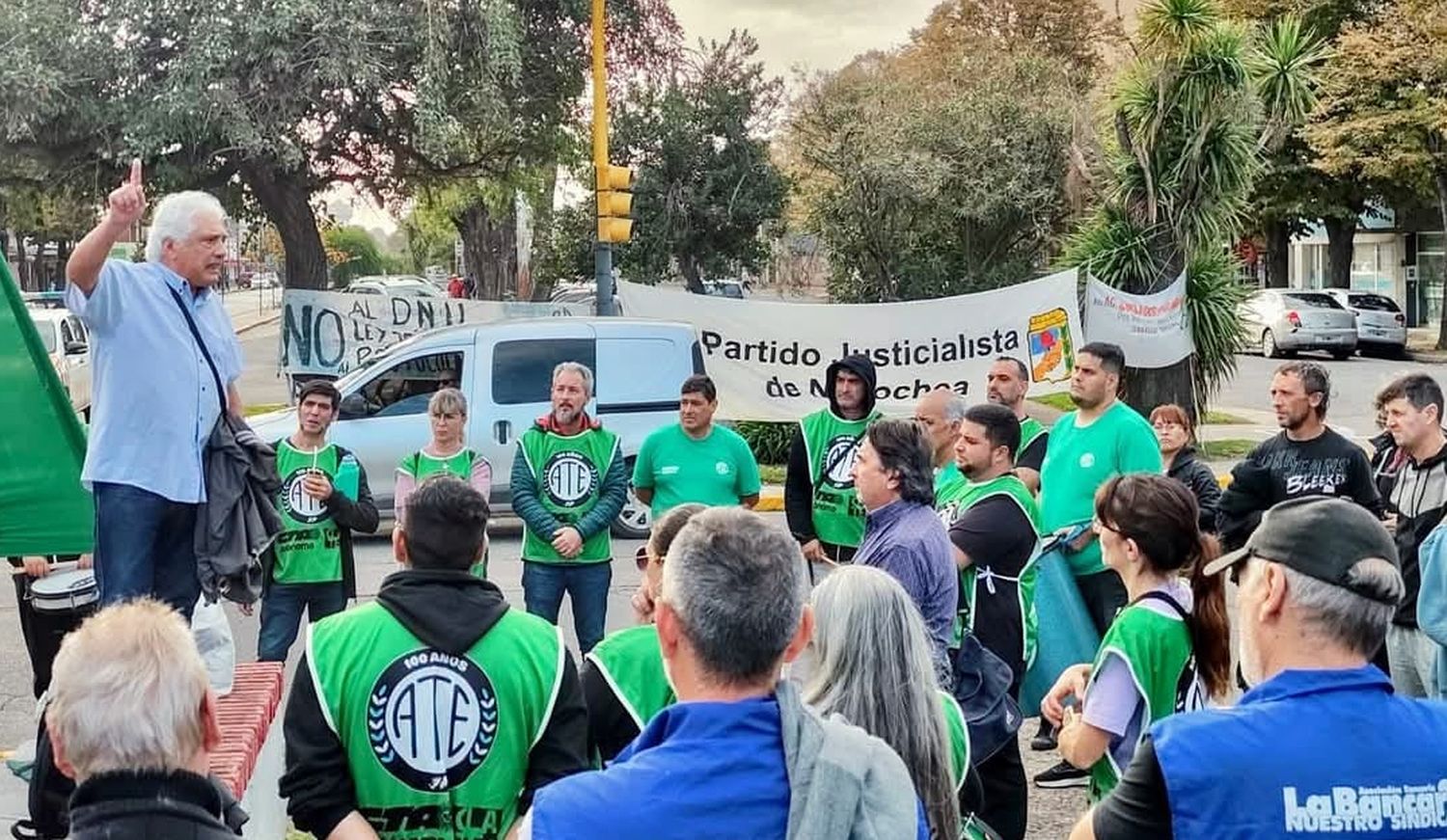 Movilización. La que se hizo el miércoles 9 en nuestra ciudad, en 59 y 64, en apoyo a los jubilados, en el plan de lucha dispuesto por la CGT