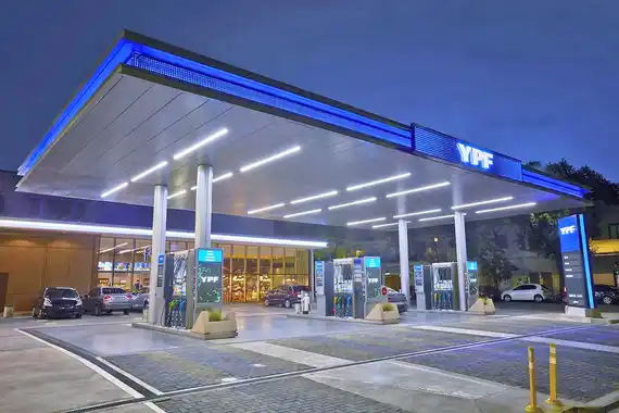 YPF aumentó precios de sus combustibles $11 por litro promedio, que representa 4,5%