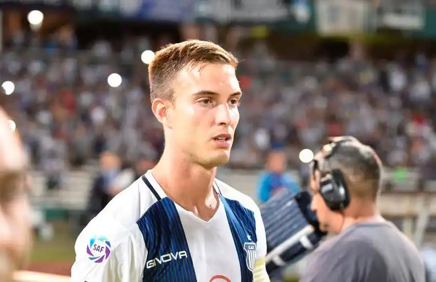 Es oficial: Rosario Central confirmó la llegada de Juan Cruz Komar