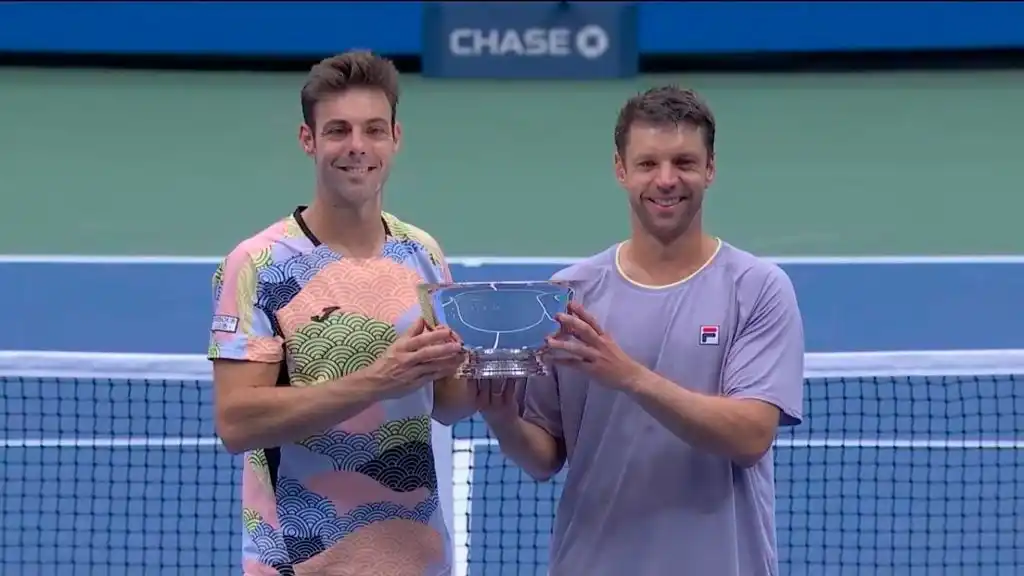 Granollers y Zeballos con el trofeo del Us Open.