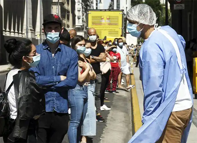 Nuevo récord de casos: reportaron 110.533 nuevos contagios de coronavirus en el país