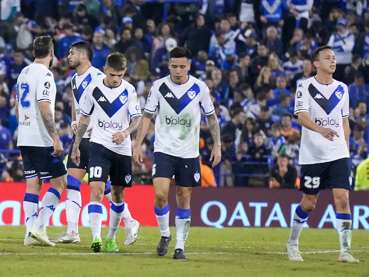 Vélez a un paso de ser eliminado