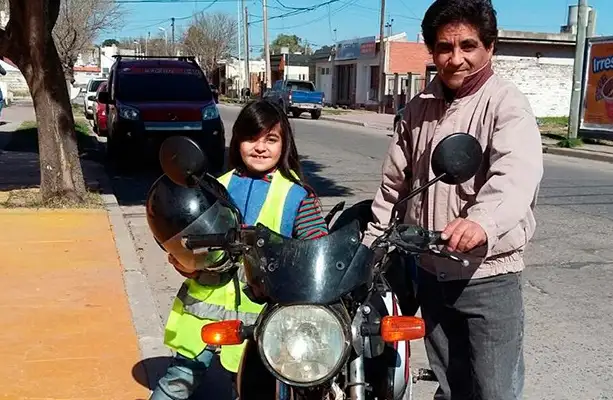 Devolvió un maletín con más de $230.000 y no aceptó recompensa
