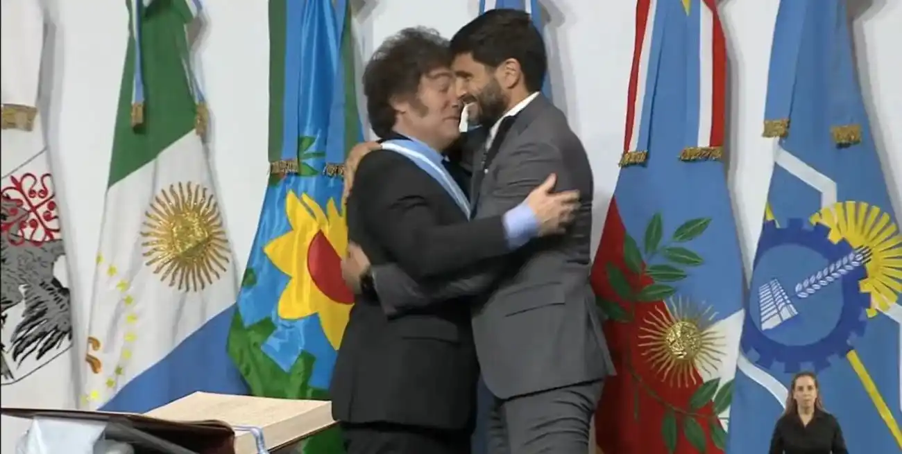 Tras la firma del Pacto de Mayo, Pullaro subrayó las coincidencias y marcó las diferencias con el Gobierno nacional: "Argentina va a salir adelante", confió.