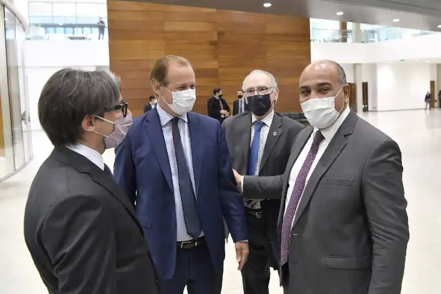 Bordet anunció el ingreso de 40 millones de dólares para reparar caminos rurales