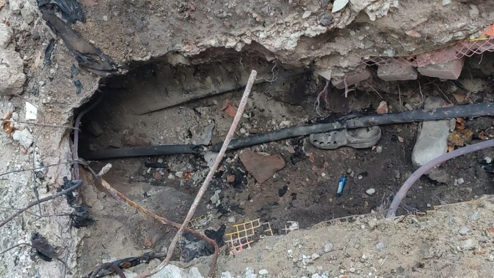 Buscan normalizar el servicio en la zona de Perón al 6000, tras el intento de robo de cables que dejó con graves secuelas a un joven