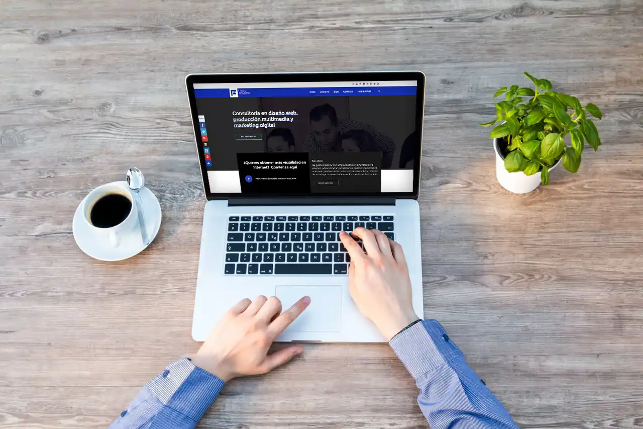 Programa intensivo en comunicación digital y comercio electrónico en la Universidad FASTA