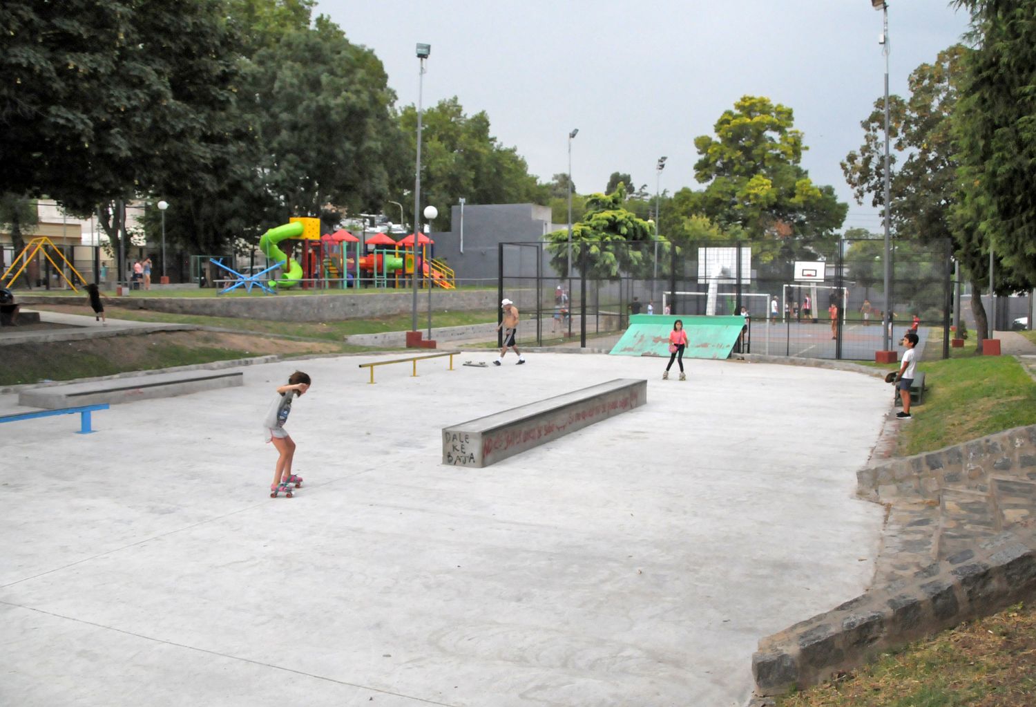 Plaza Pasarelli 02-02-22 - 2