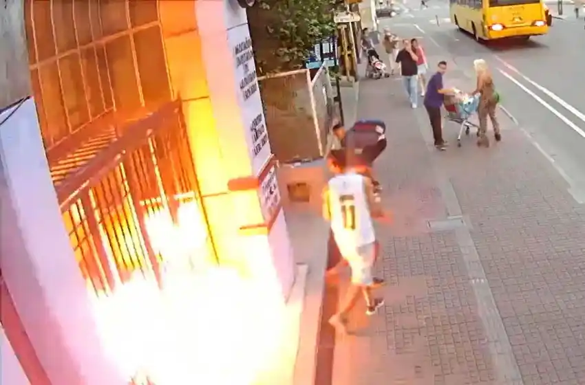 Video: así vandalizaron una de las sedes de Empleados de Comercio a plena luz del día