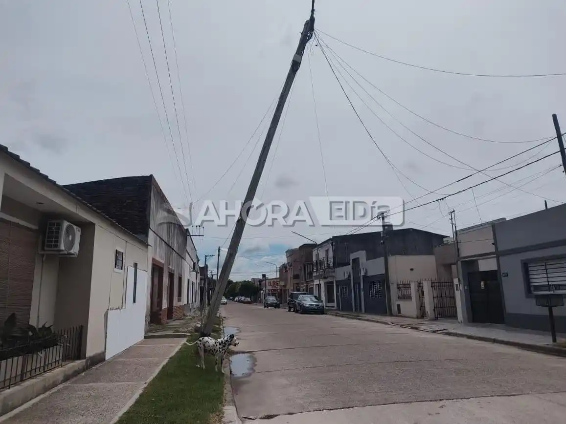 Continúan trabajando para reponer el servicio eléctrico en las zonas afectadas por el temporal en la provincia