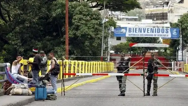 CIERRE DE FRONTERA en Colombia hasta el 1 de octubre
