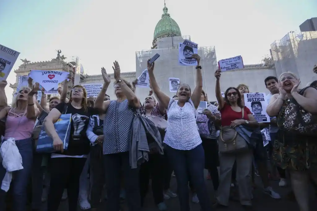Masiva concentración a un mes del crimen de Fernando Báez Sosa