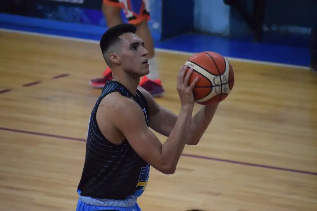Malas noticias para Unión: Villalón tiene fractura de peroné