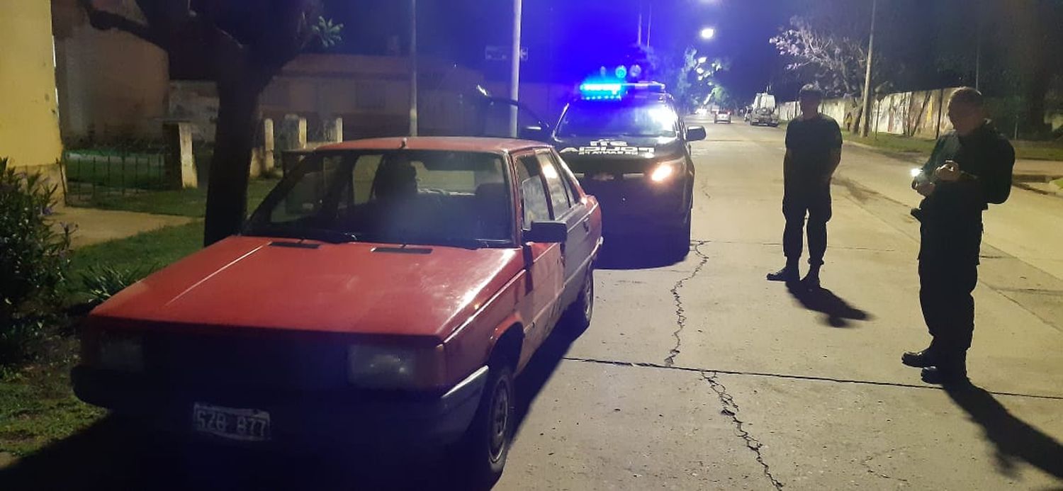 Roban un auto en el centro de Venado y luego lo dejan abandonado