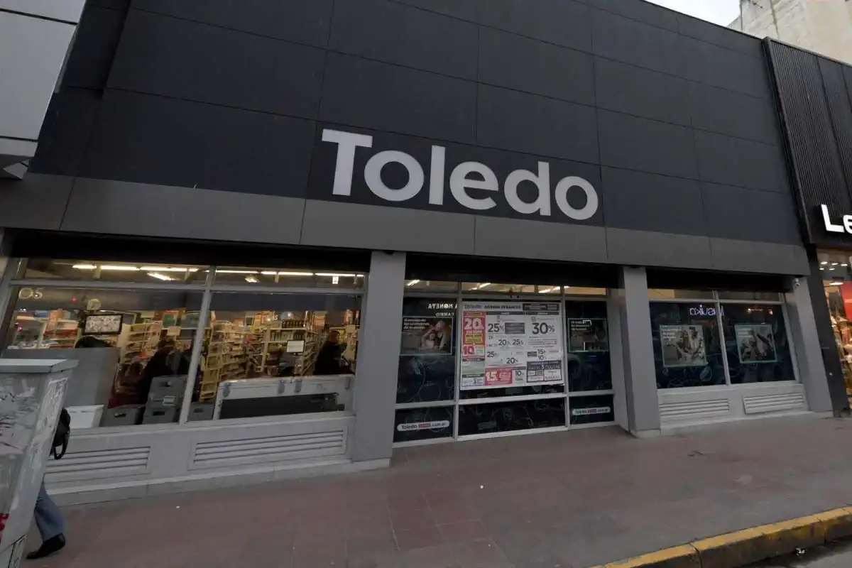 Supermercados Toledo vendió una sucursal para pagar salarios adeudados a sus empleados