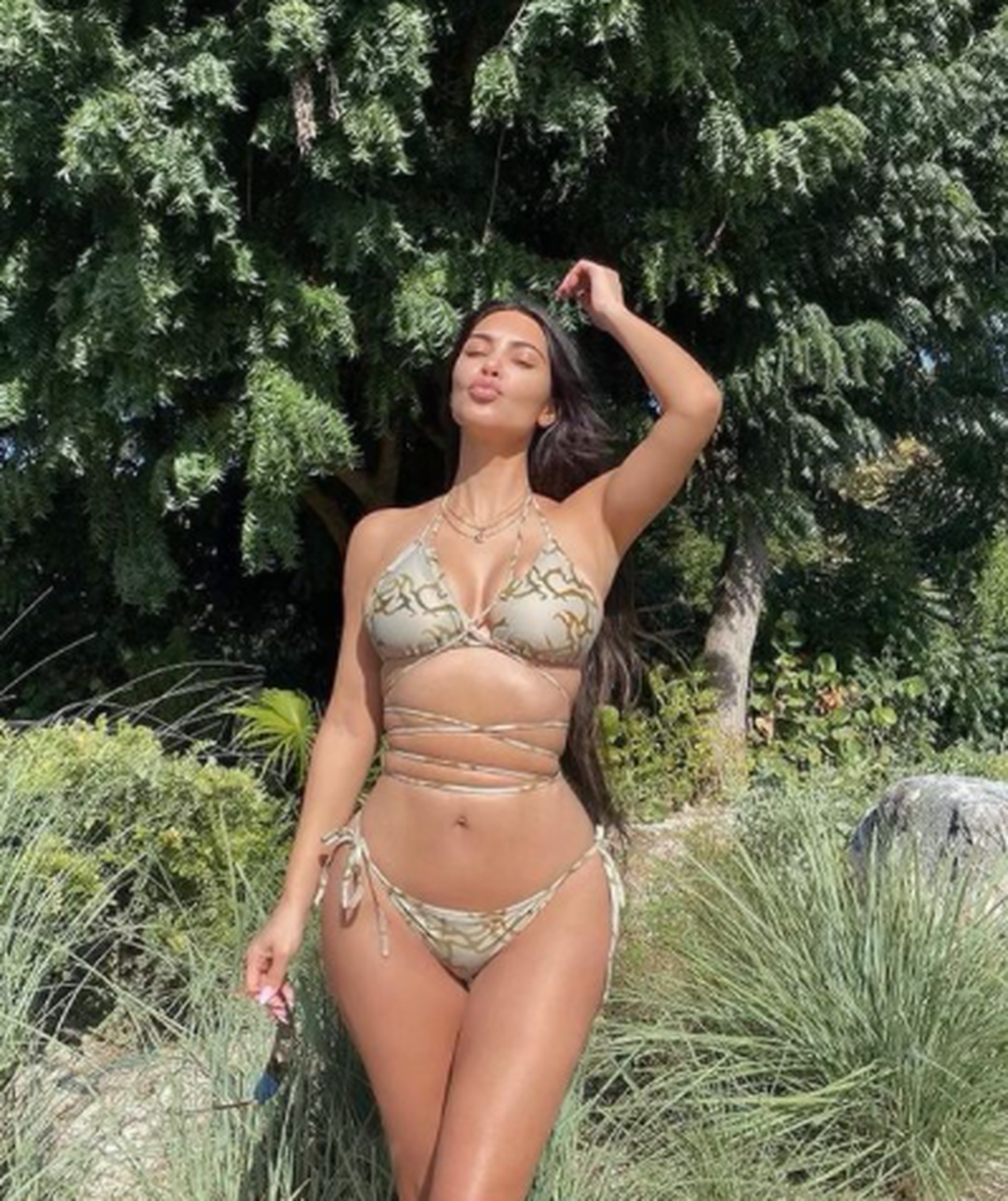 Kim Kardashian sintió pánico en el momento del robo de sus joyas. Foto: Instagram