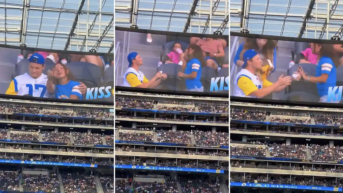 Todo ocurrió en la "cámara de los besos".