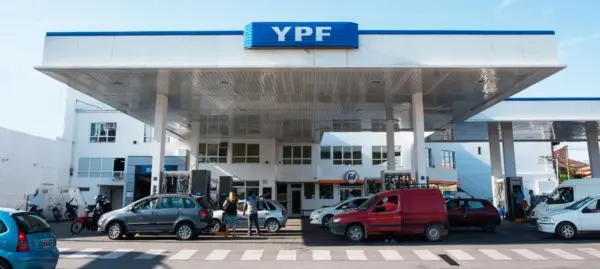 YPF aumentó 3,5% la nafta y el gasoil
