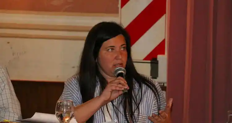 Polémica con Burgos: Estalló Florencia Sánchez y tildó de “mediocres” a los funcionarios de Salazar