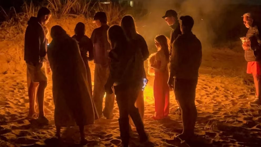 La fogata familiar de Wanda Nara: una de sus postales para recibir el nuevo año (Instagram)