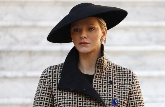 La princesa Charlene de Mónaco «estable» tras desmayarse en Sudáfrica