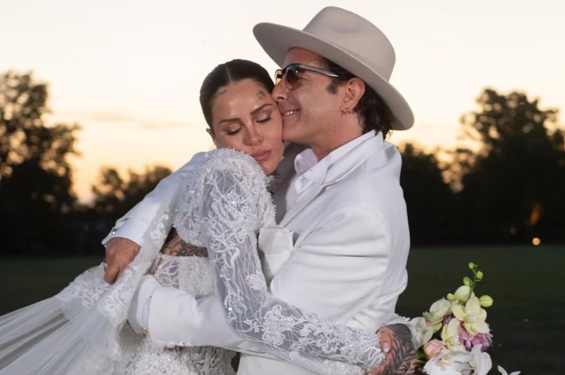 Cande y Coti en su casamiento.