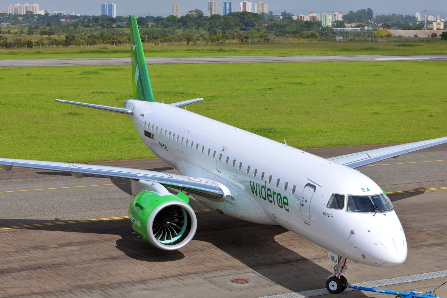 El primer E190-E2 ingresó al servicio comercial de la mano de Widerøe