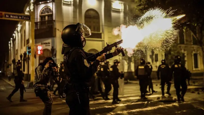 Jefe de ONU «profundamente perturbado» por represión en Perú