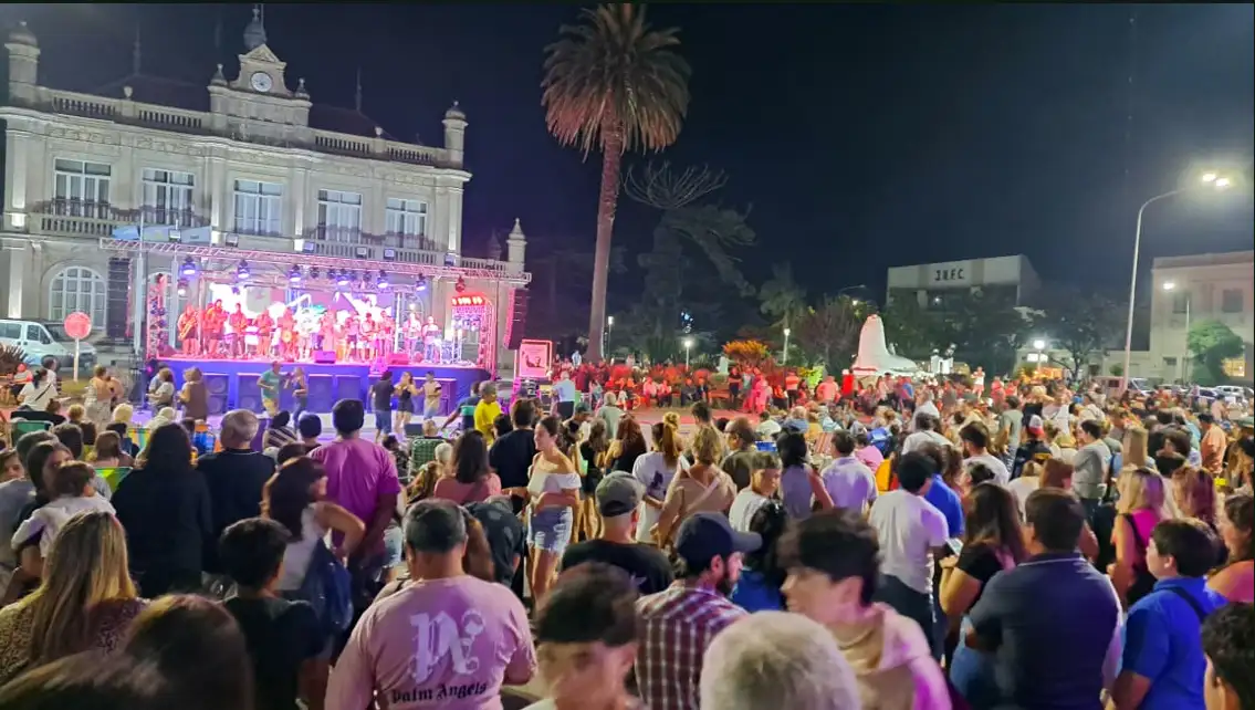 Respuesta popular. A los festejos desarrollados en Lobería