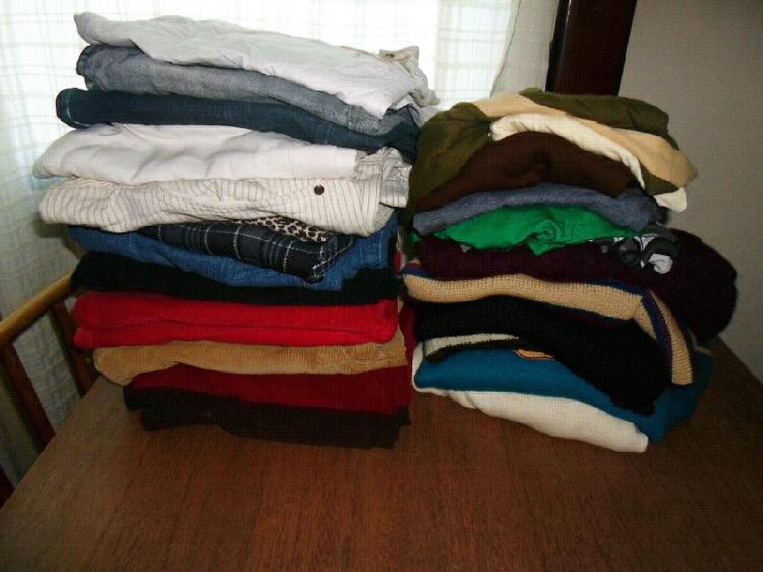Crece el pedido de ayuda en ropa y alimentos