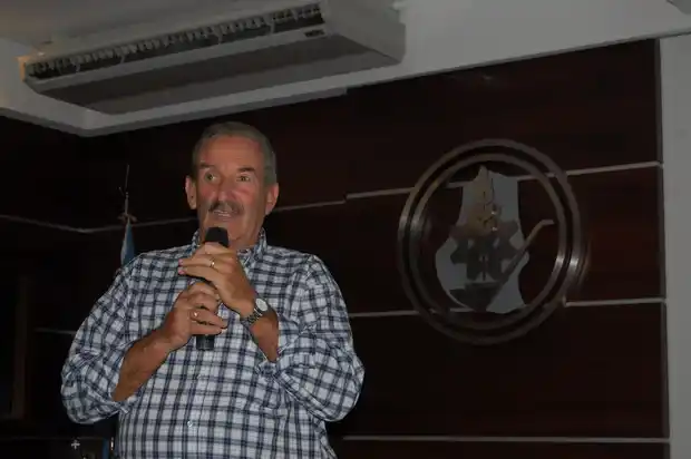 Oscar Montero: “El síntoma de la crisis la encontramos en el desempleo