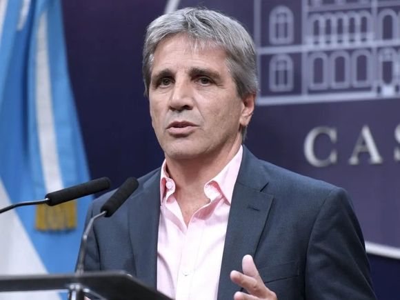 El Gobierno absorbió casi 4,7 billones de pesos en la licitación de bonos
