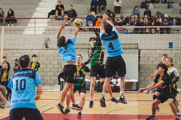 Vóley: Costa Sud venció a Pringles